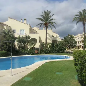 In El Paraiso - Near Puerto Banus Apartamento Estepona